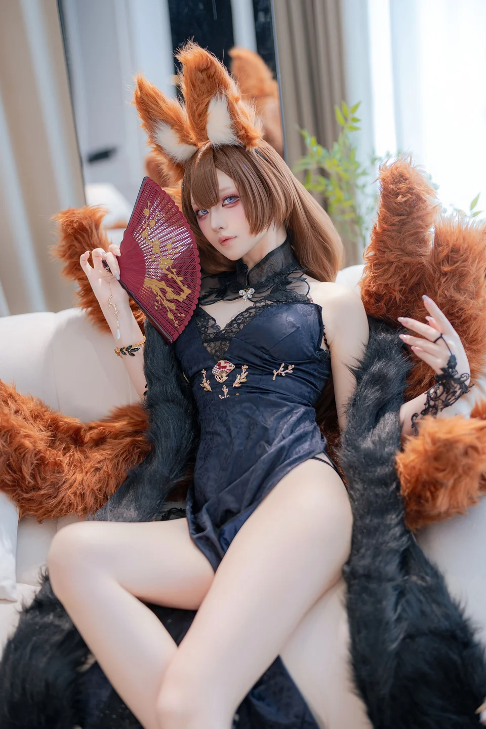 屿鱼 - 碧蓝航线·天城 礼服 [65P-150MB] tg@simisebaisi 【丝足阁】006.webp